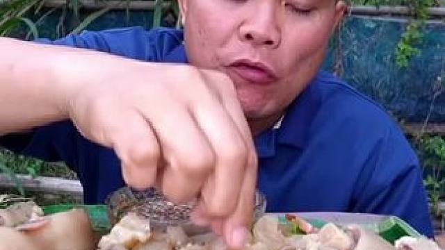 鲜辣料汁️清炖牛尾巴搭配一起很舒服