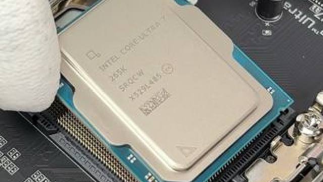 无偿写11月份电脑配置推荐 小白留下预算，其它的我帮你写