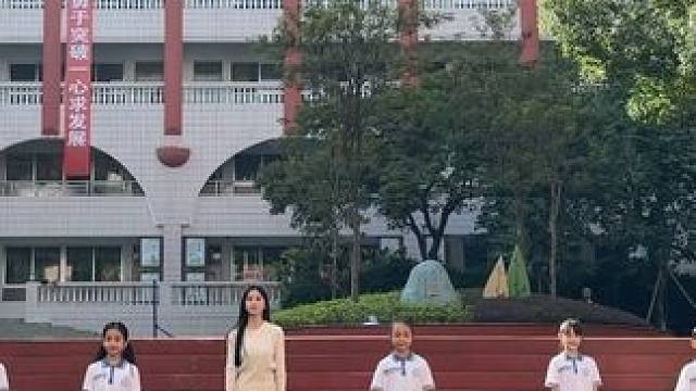 带着小仙女们撒花啦