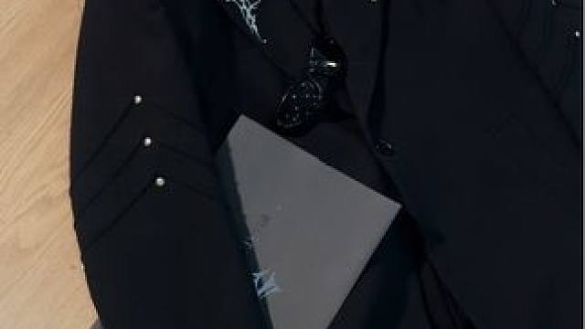 哥特风长款大衣，秋冬暗黑系穿搭的质感之选！