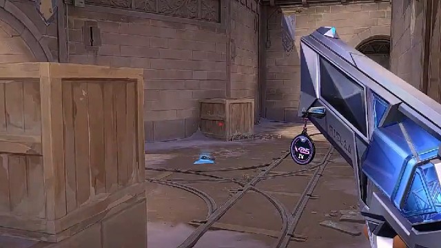 可惜兄弟换把枪全偷完了，因为正义从不打背身