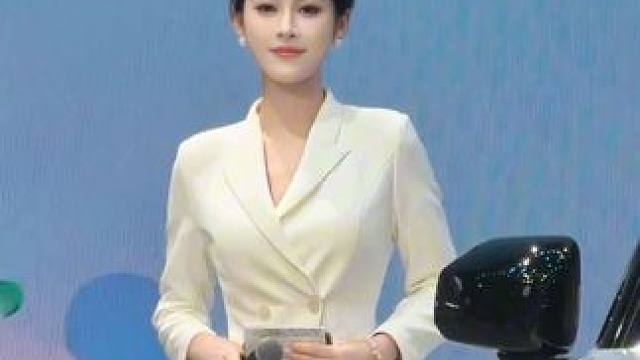 见到智霖哥和靓靓姐啦