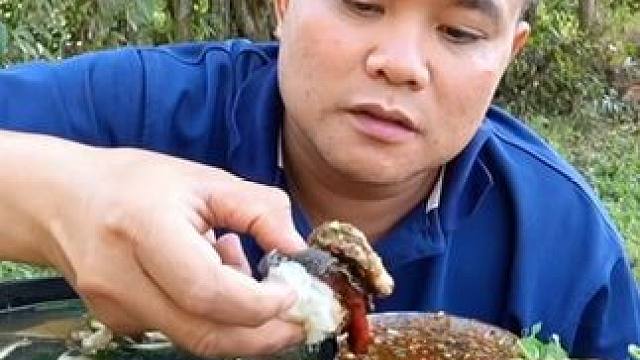 鲜辣酱汁️毛肚拼盘牛肚浓汤