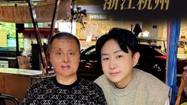 街头偶遇非遗棕编手艺人，凭一臂之力养全家，这份坚韧谁能不敬佩？让我们一起接力，续写比任何旋律都动人的