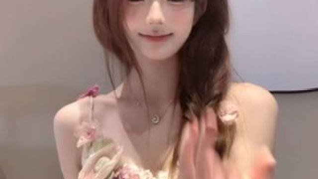 在骂我吗 听不懂 感觉像小狗撒娇