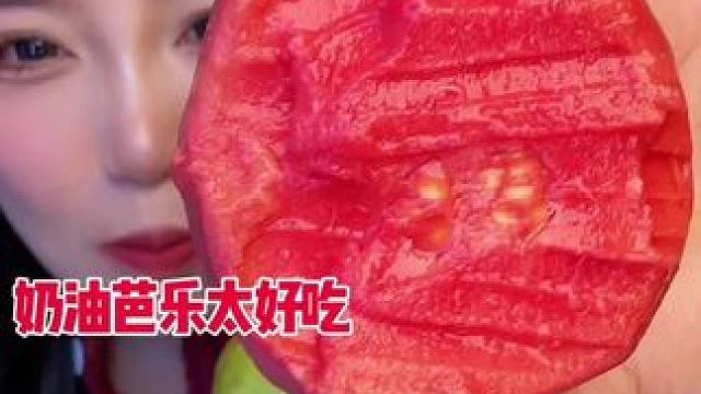 软软糯糯绵绵密密的口感哈哈哈哈入口即化的感觉！ 一定放软吃哦！