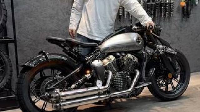 “超级猛兽” 拿破仑250