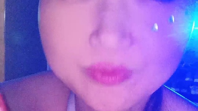热烈欢迎，同事们，朋友们，粉丝们，来到酷炫帅彩色夜场，大家加油干，下班了，OK，谢谢大家捧场，OK哈