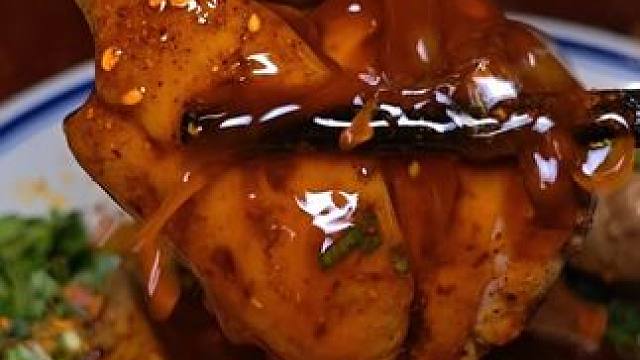 把上万的狮头鹅拿来涮40年的地道重庆老锅底是怎样一种体验