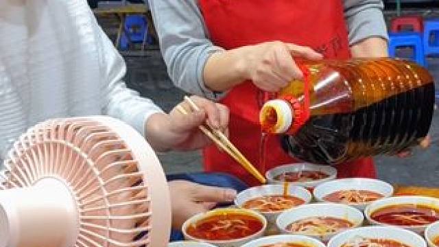 桂林帅哥要个阿姨上一课