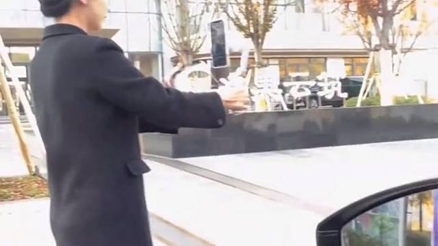 美颜开了个寂寞，还不如不开