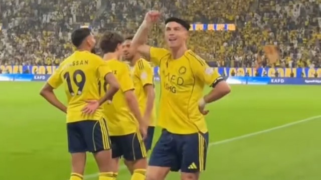 C罗不愧是葡萄牙球王