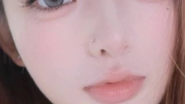 我总是试图寻找一个可以依靠的肩膀 但却忘了陪伴是阶段性的