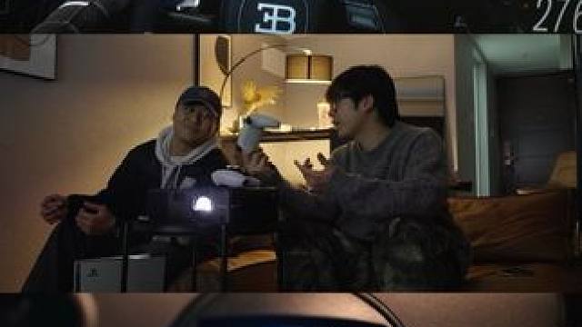 “面对社会是我们的主线任务，但如果累了，我们依然可以回到游戏世界，再当一次意气风发的少年”