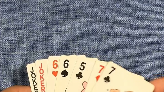 即使你有大小王也阻挡不了我两下就出完了。