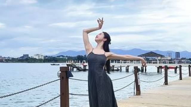 清风上南枝 梦中仍相思 原创：