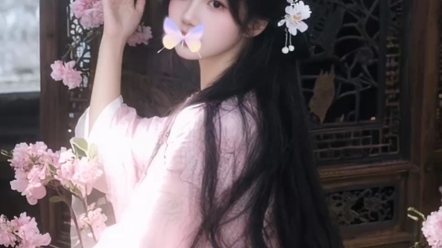 花开花落，无限寂寞，思念太辽阔”