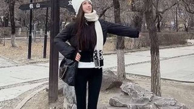 亲爱的不用担心我的生活，我太爱我。所以不管到哪里 我都会幸福。