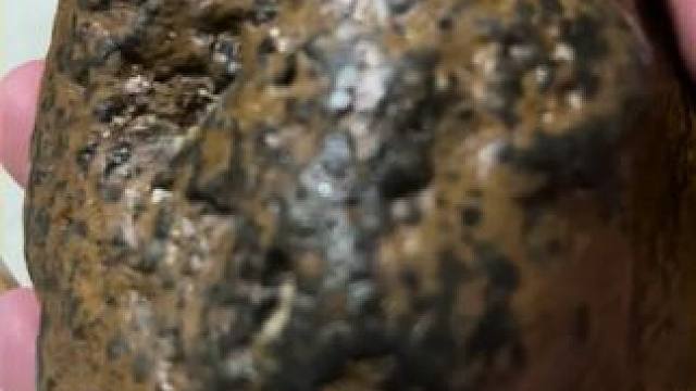 以石会友广交天下朋友 不弄虚作假