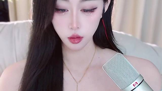 欢迎来到芥末甜r的直播间