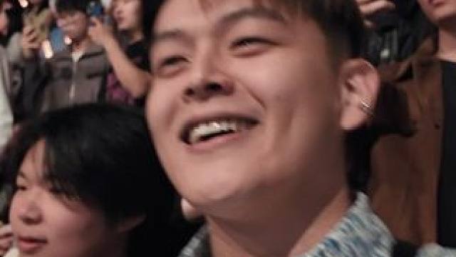 “你问我为什么顽固而专一”终于也轮到我拍了