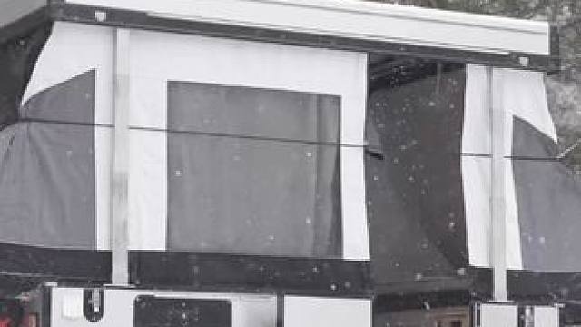 【无限露营】装备王小哥雪中豪华露营 沉浸式体验