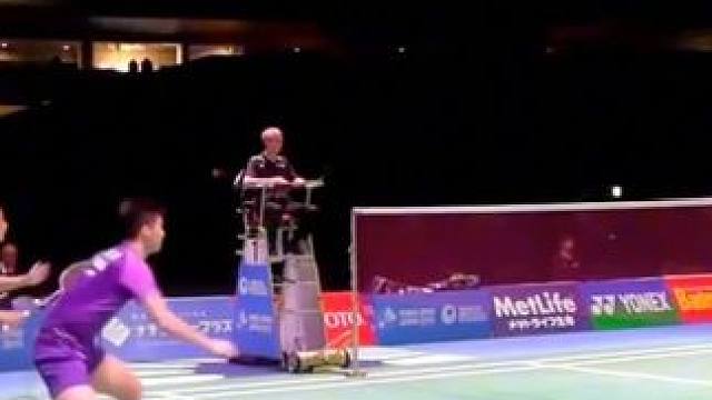 慢动作看张楠傅海峰的轮转细节，以及抓推球路的意识