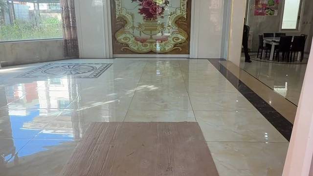 办公会所首选。出门就是海鸥滇池观景台