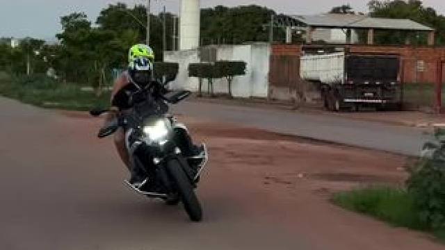 论玩摩托车特技还得看巴西️