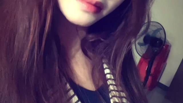 乖乖  你的心和你的唇一样软吗