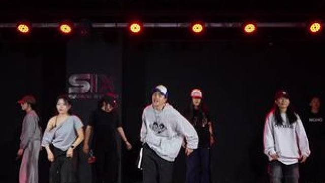 跳的开心就好啦