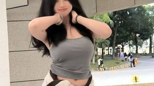 跳完闺蜜给我买香奈儿 put me in CHANEL