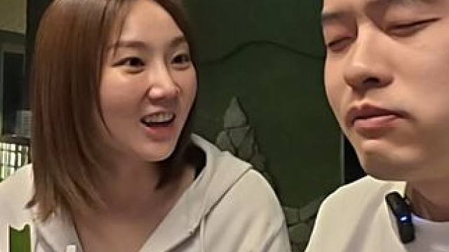 夫妻下班宵夜局，到底谁把钱花明白了…