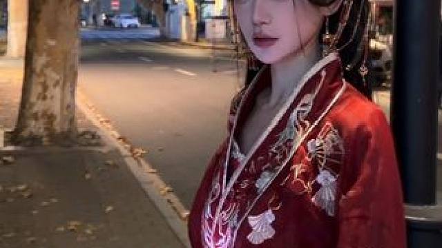 旧地你未出现过 我也千次万次捉