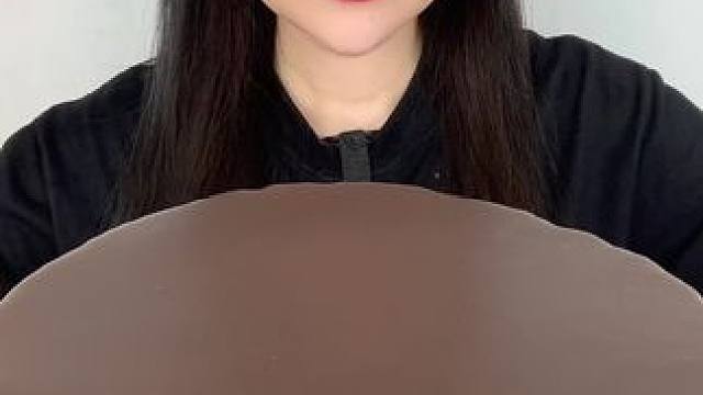 有4种口味 带甜品勺 微甜不腻