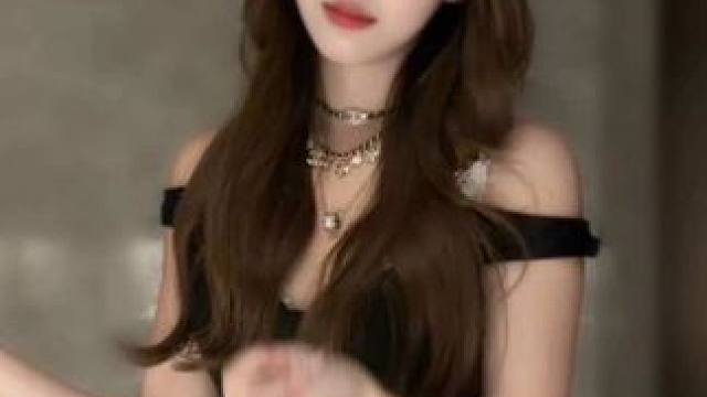 漂亮的女孩互相欣赏 低级的猪精说三道四