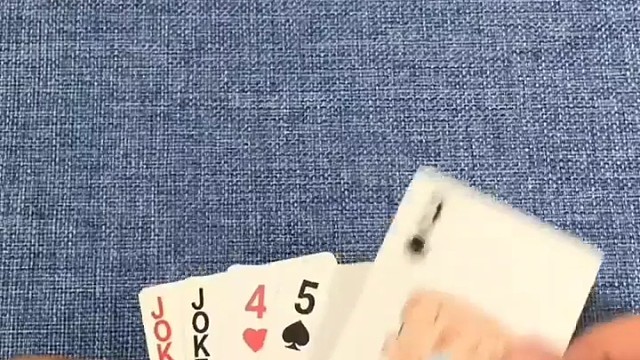 你这是让她赢嘛让人赢的没意思啊