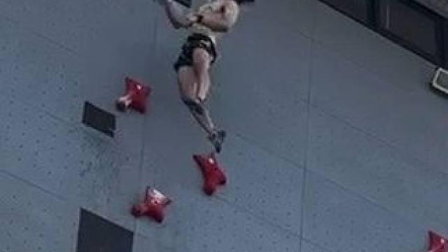 韩国速攀名将Yongjun jung 训练中突破5秒！