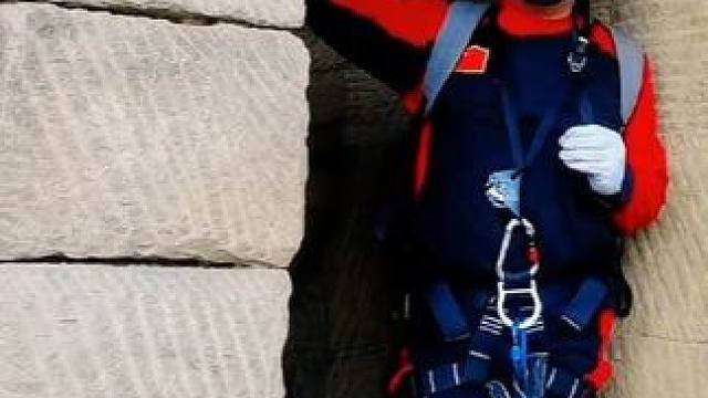 铧头寨，因整个山似铧头而得名，三室一厅的洞堡山寨，内部挖掘条石违建，巧夺天工