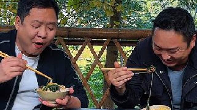 继续一锅炖牛肉，有荤有素 香辣下饭真过瘾