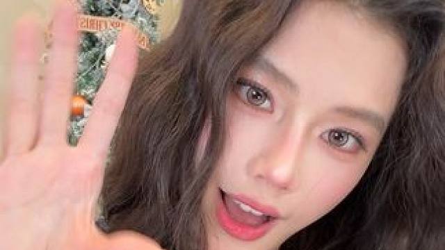 超多福利等着大家，今晚18点锁定直播间，不见不散