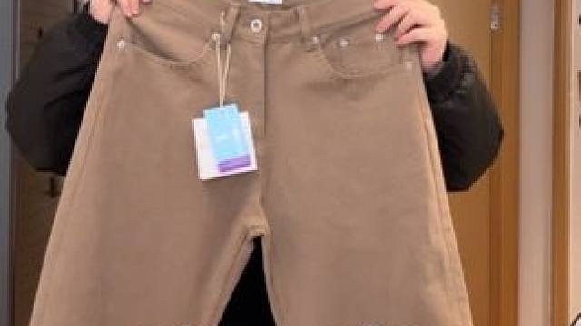 升级回来了，喜欢棕色裤子的晚上来