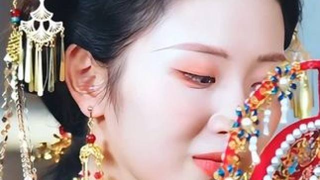 女孩替嫁只为找他！纨绔逃婚装病，我一眼认出是前世夫君古装