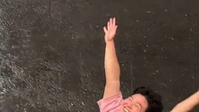 雨下再大又怎样? 都给我开心起来!