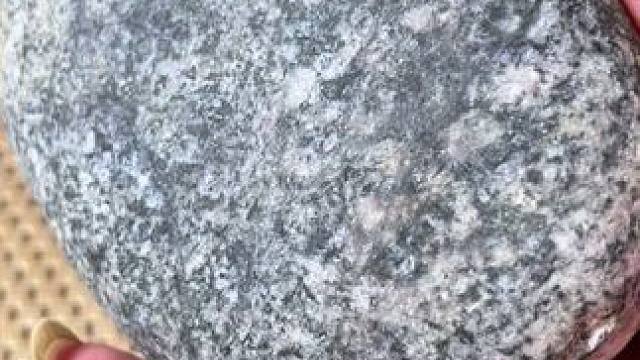 以石会友广交天下朋友 不弄虚作假