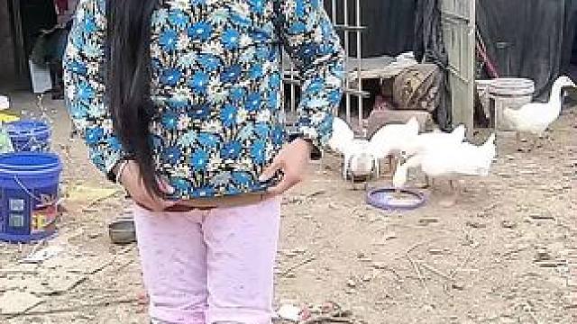 天气降温了要穿厚一点把自己要照顾好一点自己才是自己的依靠