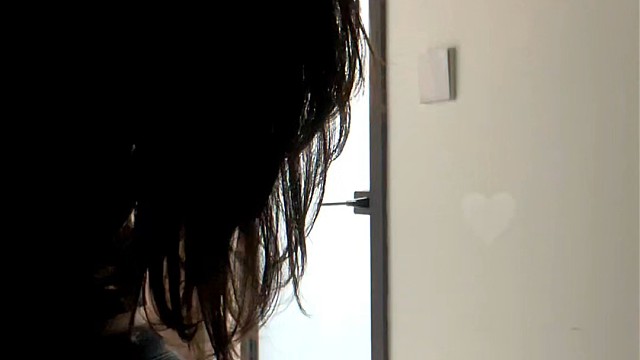 “谁在俩嘴皮子上下一碰就说喜欢我 我就捅死谁”