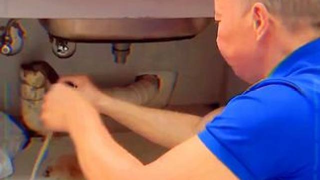 #生活小妙招 #装修 #管道 #瓶子 #热点话题