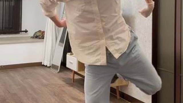 最近被这个GO舞洗脑了，浅跳一下 #cortis #GO #跳舞 #翻跳 #编舞 最近被这个GO舞洗