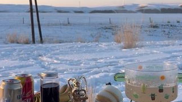 低质量的社交不如高质量的独处 您觉得呢？#旅行 #露营美食 #户外露营 #户外打边炉#人生感悟